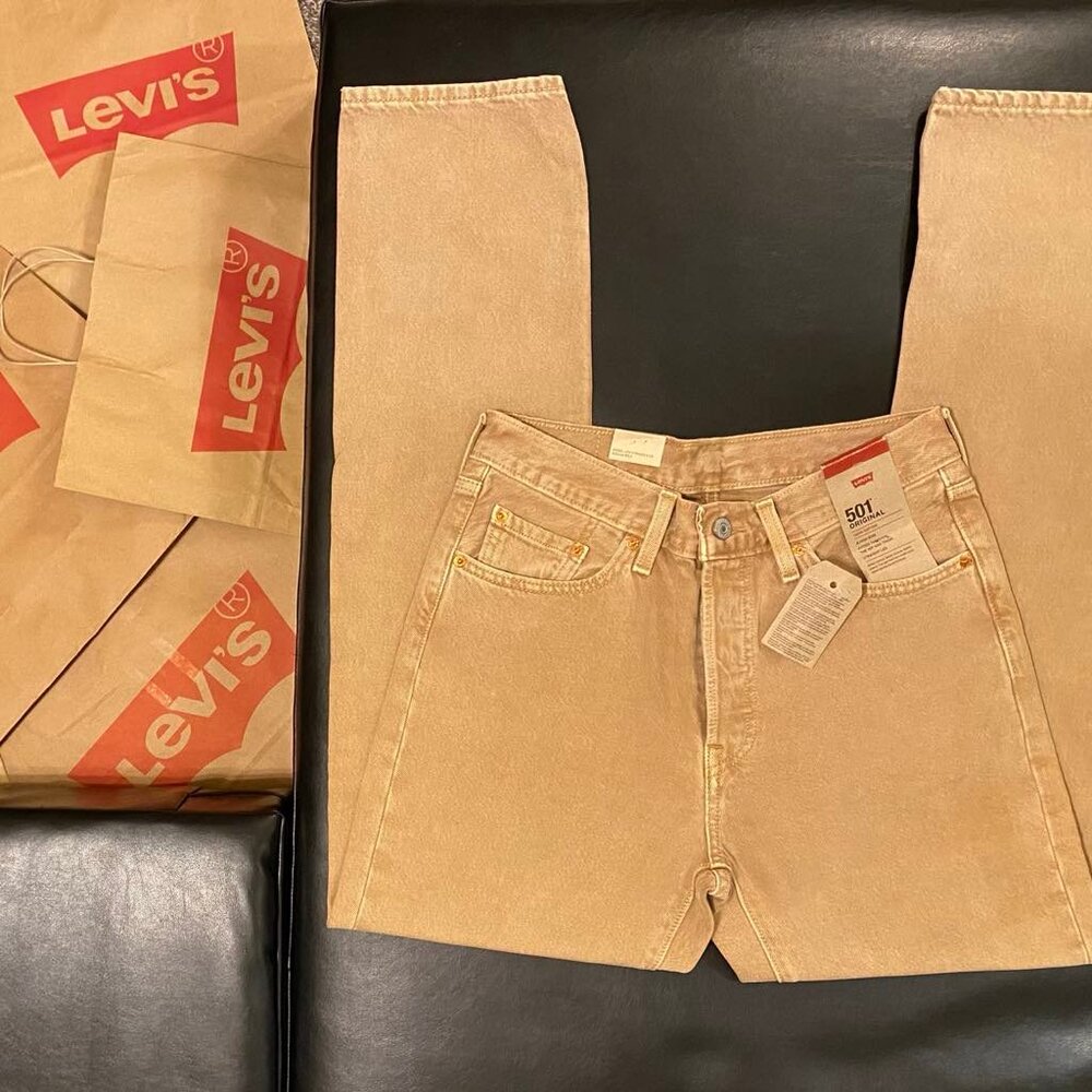 LEVI'S 501 Original Fit Women's Jeans (Size: 28x32) NWT - Picture 2 of 10